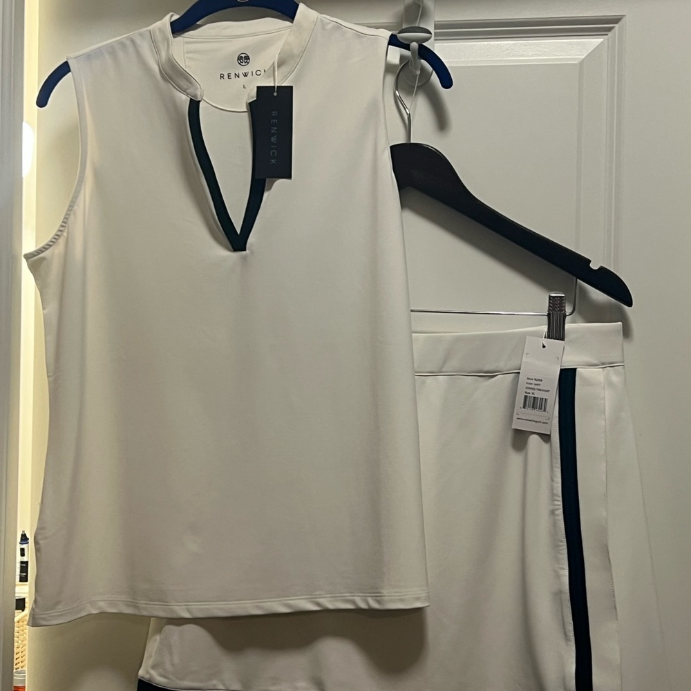 Renwick Women's Ivory Sleeveless Golf Tank Top - Picture 3 of 4